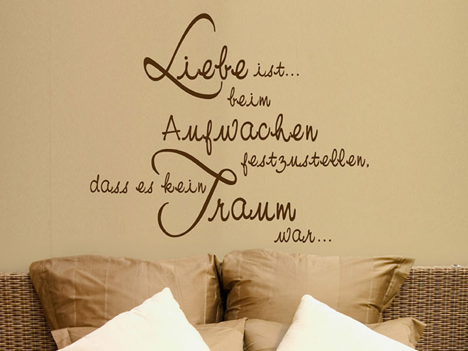 Liebe ist Wandtattoo Liebe ist Sprichwort von Wandtattoos.de