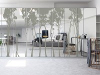 Wandtattoo Spiegel Schlafzimmerschrank mit Bäumen beklebt