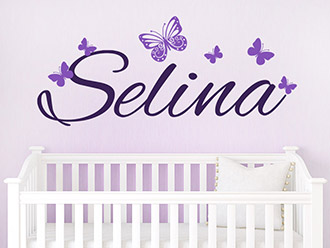 Wandtattoo Babyname mit Schmetterlingen