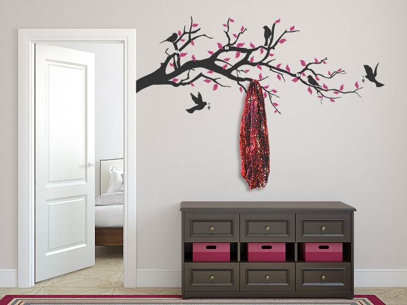 Wandtattoo Garderobe bunter Ast mit Vögeln