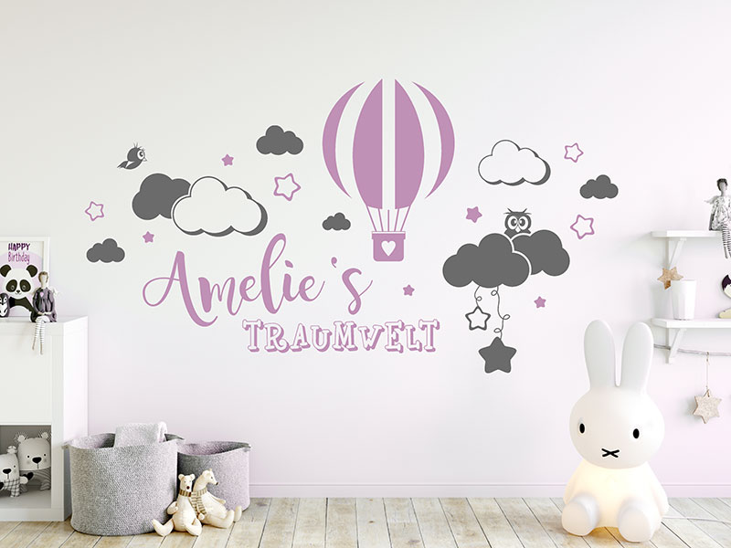 Wandtattoo Traumwelt mit Name und Heißluftballon
