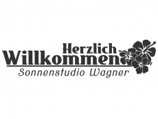 Wandtattoo Herzlich Willkommen mit Wunschname und Blüten Motivansicht