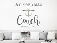 Wandtattoo Ankerplatz Couch mit Koordinaten