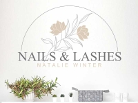 Wandtattoo Nails & Lashes mit Wunschname