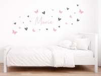 Wandtattoo Wunschname mit Herzen und Schmetterlingen