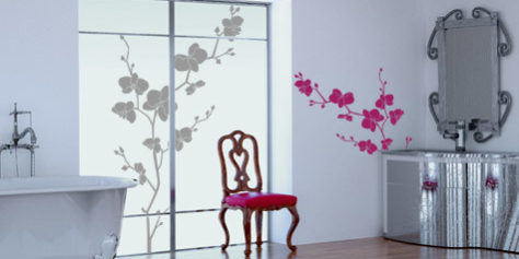 Wandtattoo Orchidee als Fensterdeko im Bad Wandtattoo Orchidee als Fensterdeko im Bad