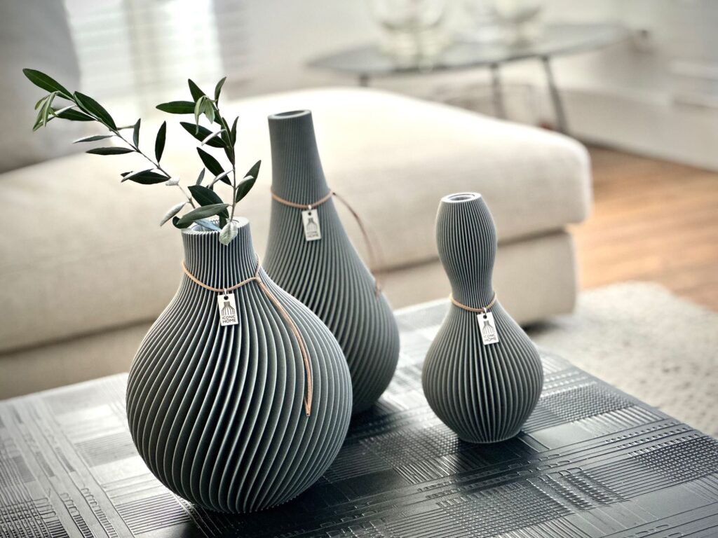 Verschiedene Vasen Modelle von ICONIC HOME